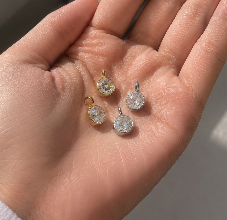 IRIS NECKLACE
