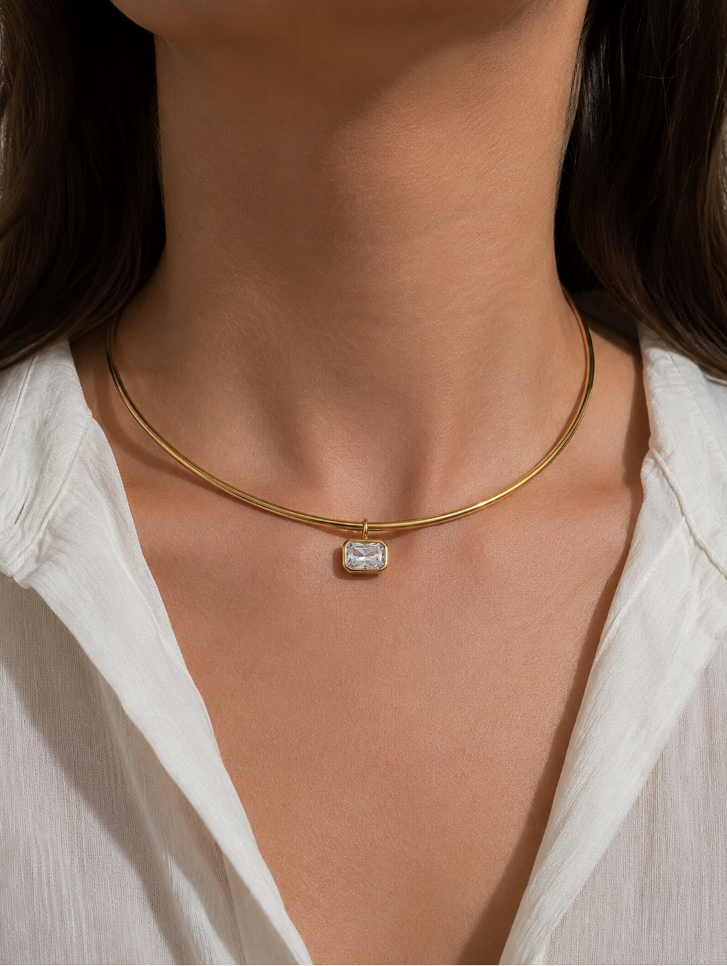 DEMI NECKLACE