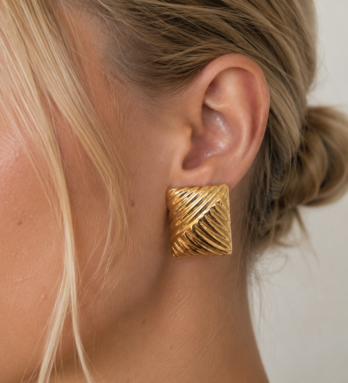WILLOW EARRINGS