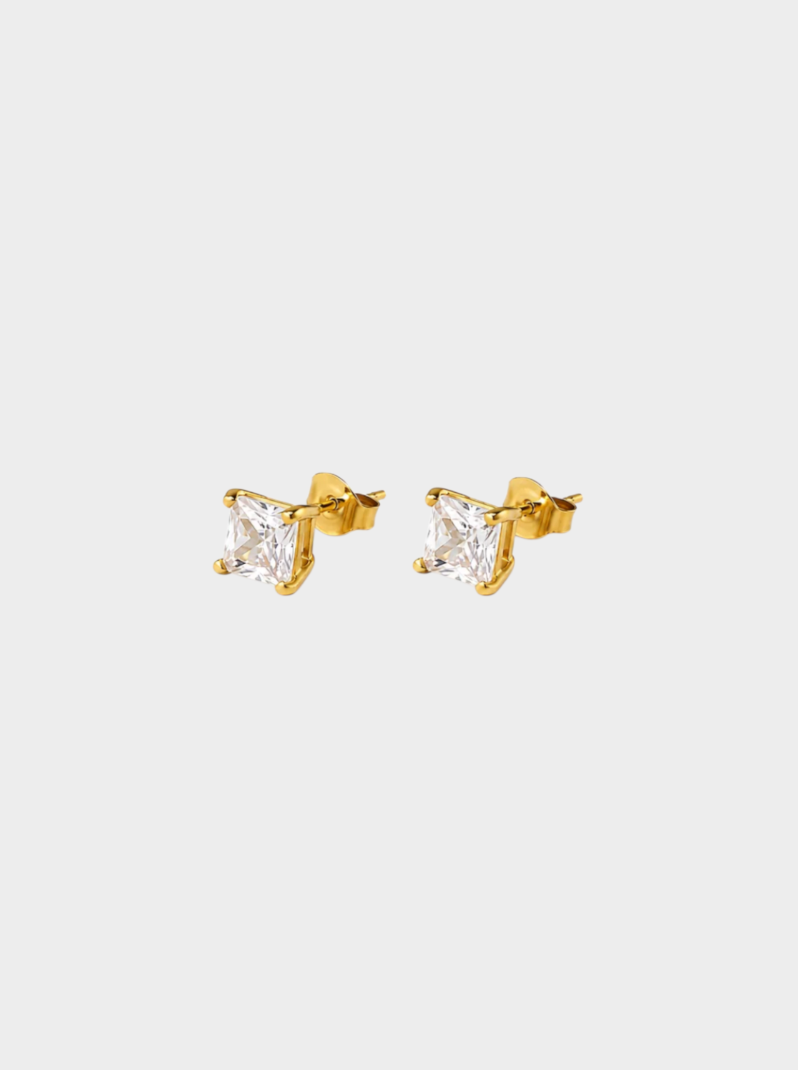 SHELLY DIAMOND STUDS | THE CC ICONS