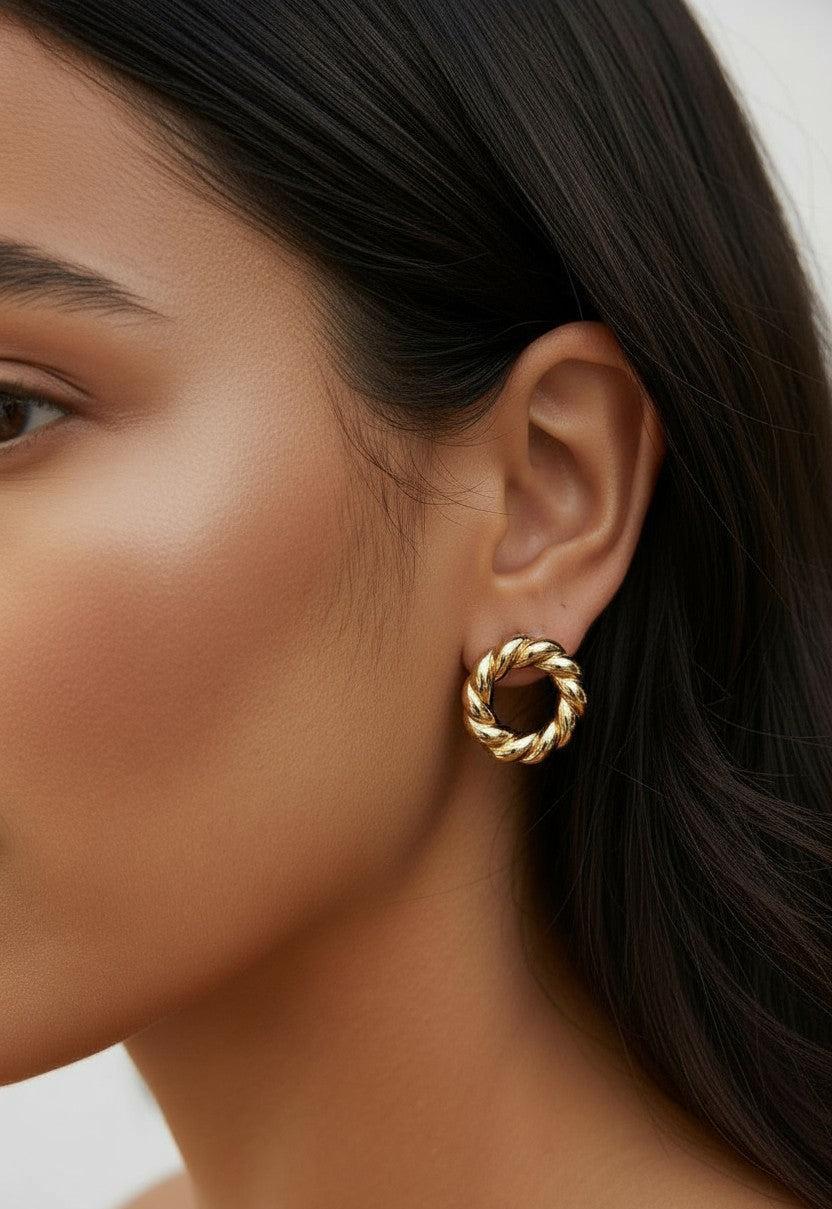 ROMANCE EARRINGS
